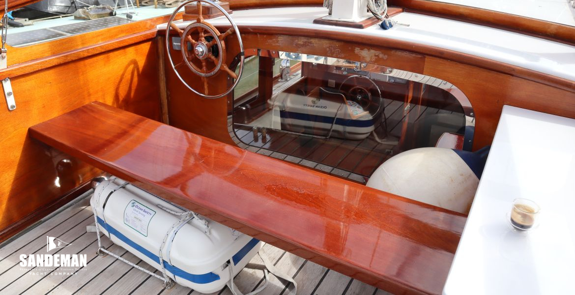 Upper steering position view forward