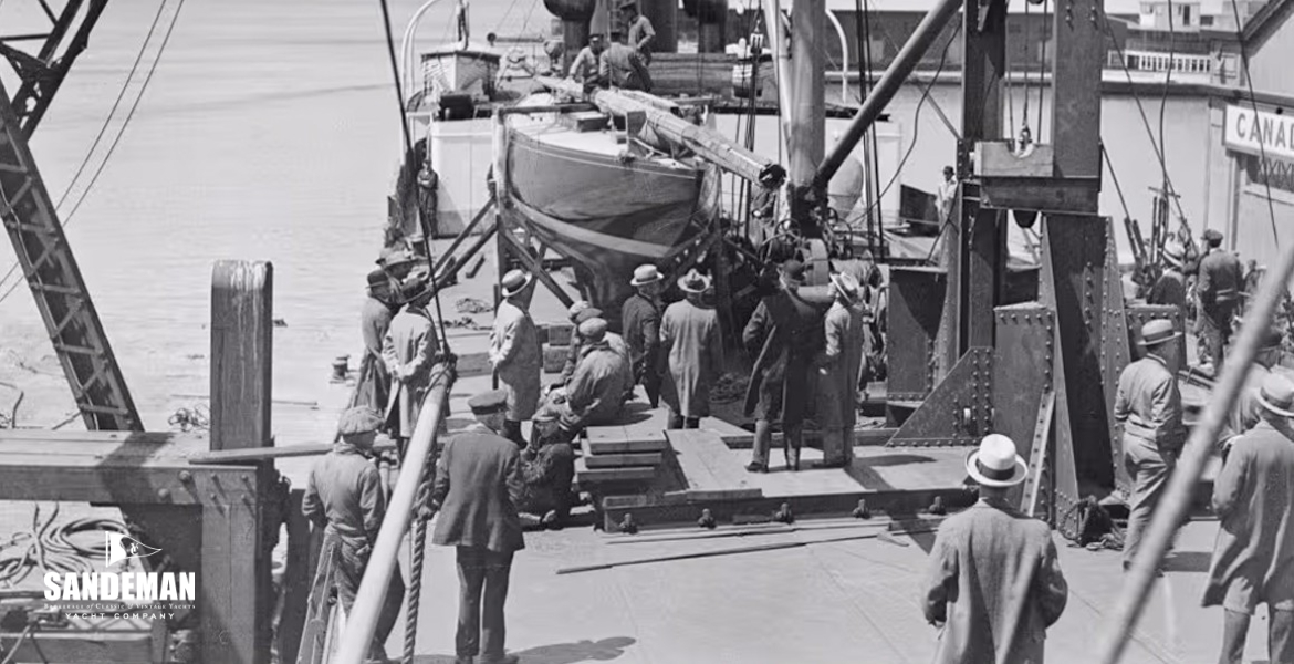 Unloading at Toronto June 1930 [Photo: IEMA/ RCYC]