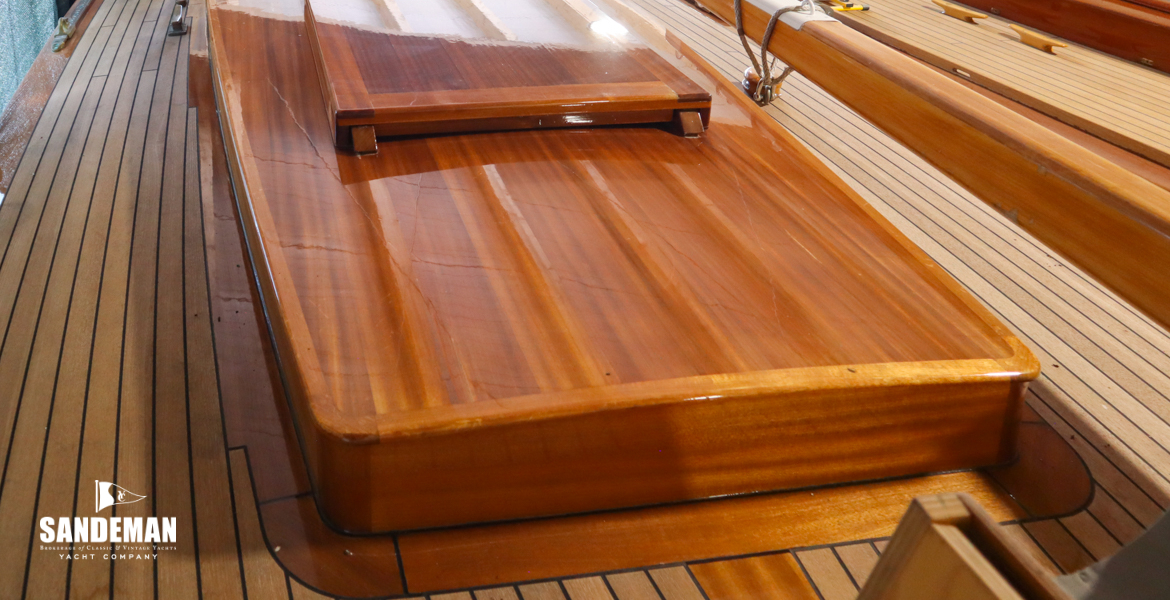 View aft over coachroof
