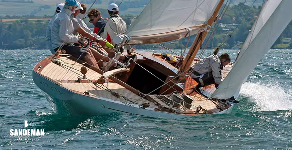 Starboard quarter [Photo: Ron Valent/ The Classic Winch Company]