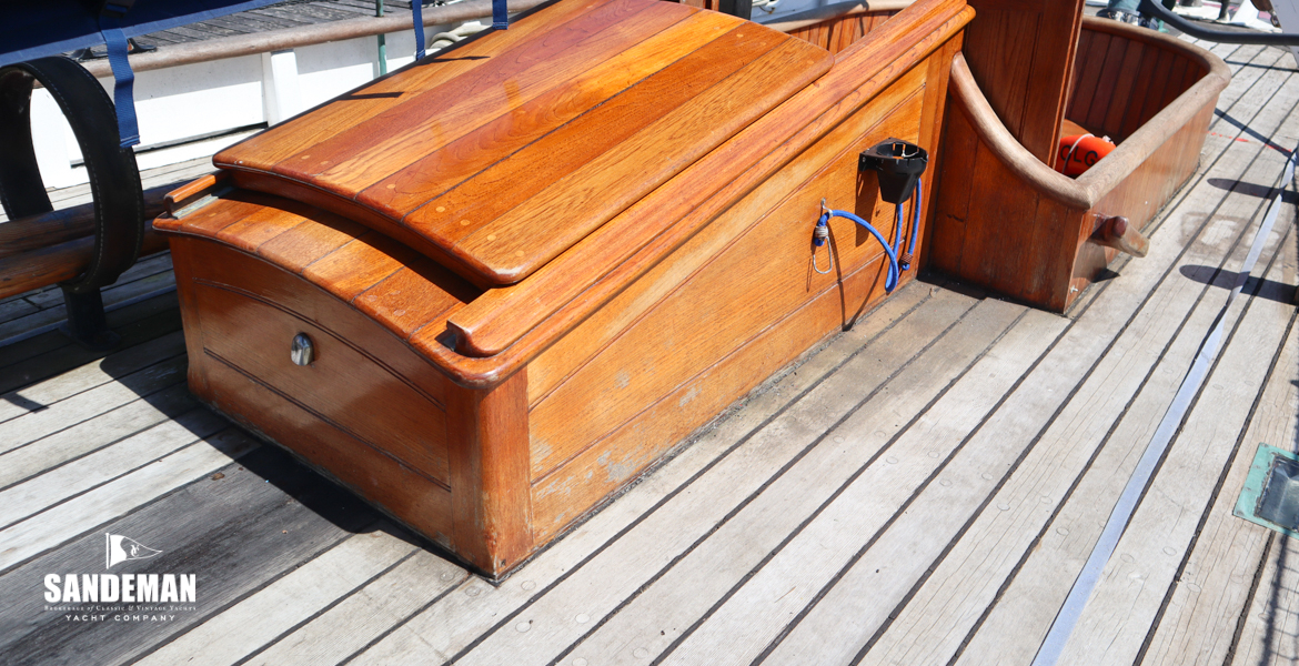 Companionway hatch view aft