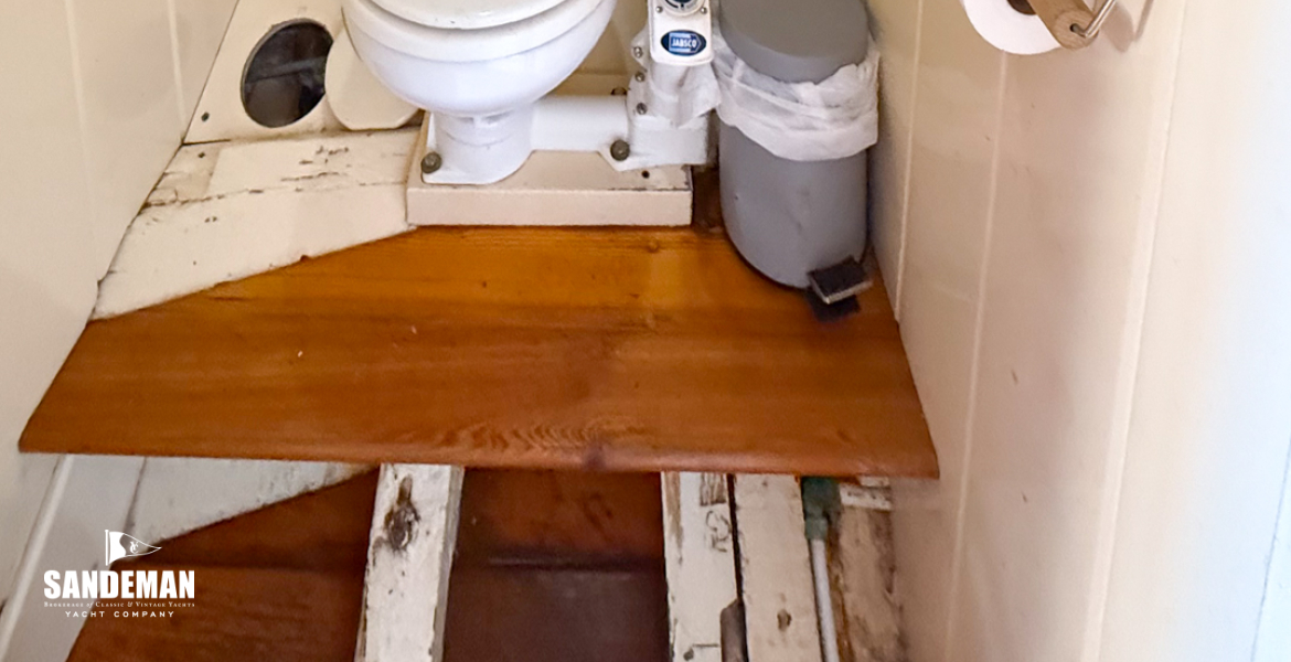 WC Compartment to port