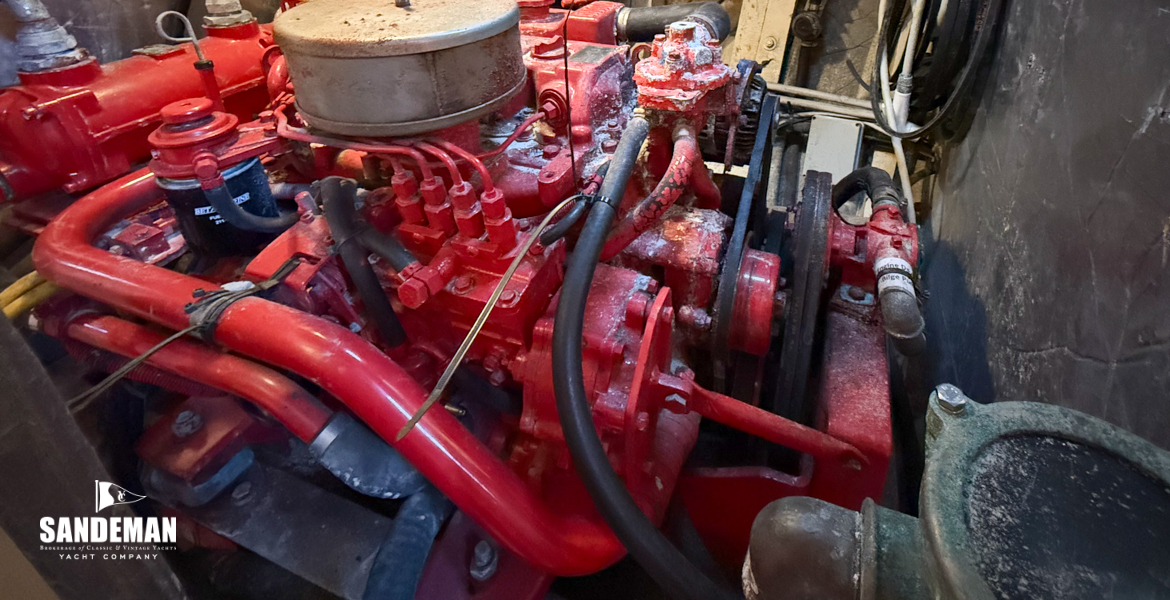 Engine space to starboard