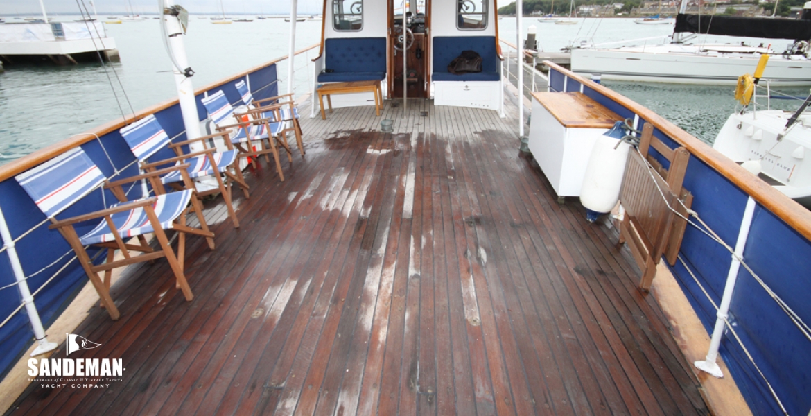 12Aftdeck.jpg