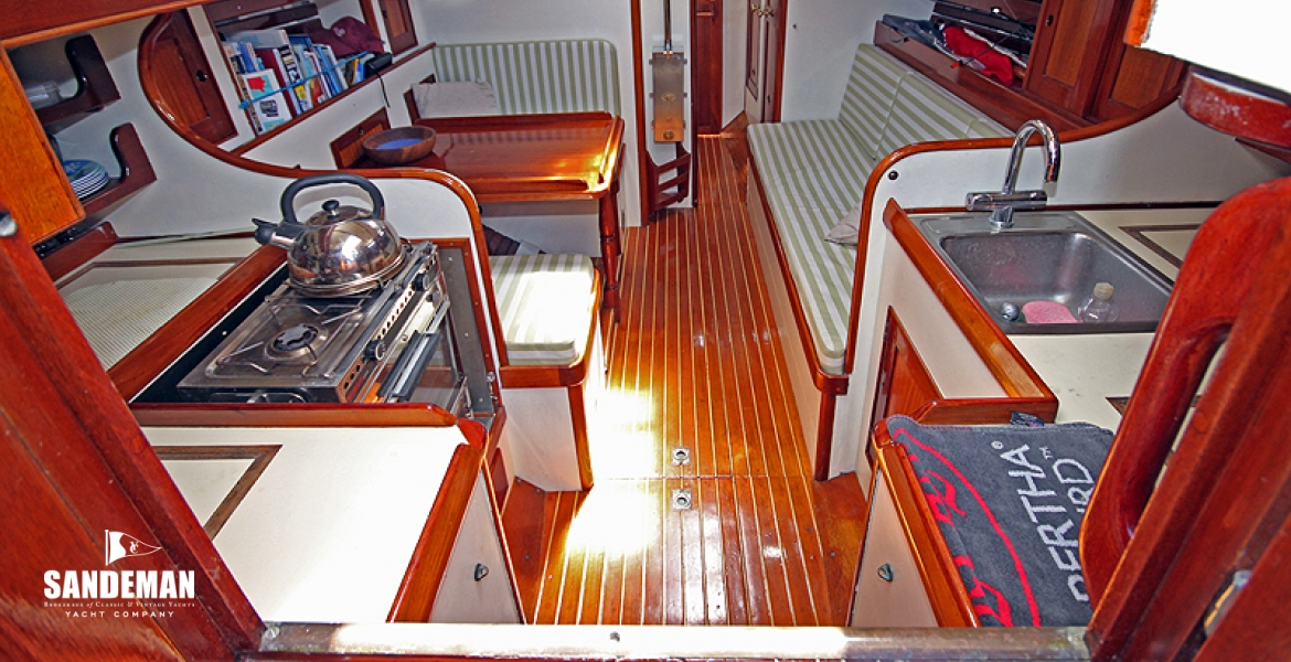 14Maincabin.jpg