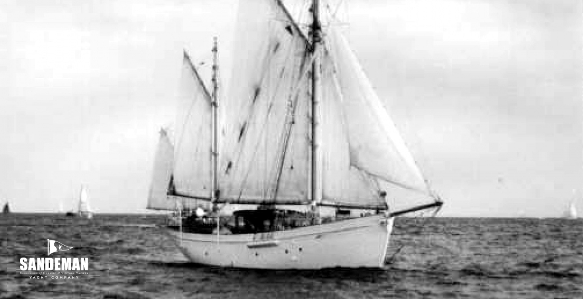 03Undersail.jpg