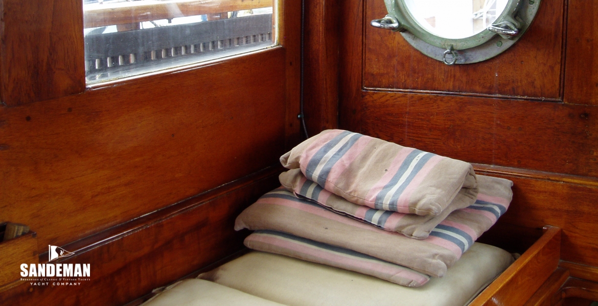 18Pilotberth.JPG