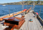 Foredeck view forward to port