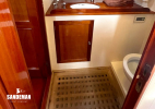 Aft WC/ shower compartment as day head