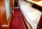 Starboard passage guest cabin