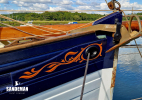 Bow Detail