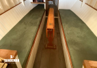 Saloon view forward