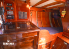 Chart table and quarterberth to starboard