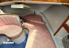 Saloon forward