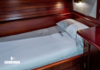 Guest starboard twin berth cabin