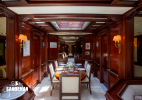 Saloon view forward to dining area