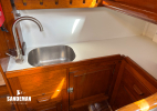 Galley incl sink to port