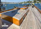 Foredeck view forward