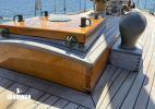Foredeck view aft