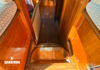 Companionway to aft accommodation