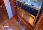 Galley to starboard