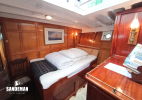 'No. 1' cabin view aft to port