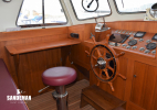 Wheelhouse to port forward