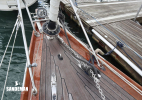 Forward foredeck & stemhead