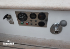 Engine controls; customised Yanmar panel