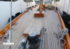 Foredeck view aft