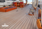 Starboard side deck view forward