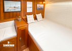 Owner cabin view aft to port