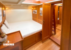 Owner cabin view aft to port