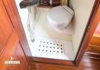 WC/ shower compartment to starboard aft [Photo: James Robinson Taylor]