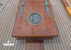Foredeck forward [Photo: James Robinson Taylor]