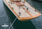 Aft deck view forward [Photo: James Robinson Taylor]