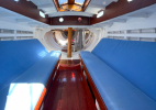 Saloon view forward