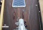 Foredeck view aft