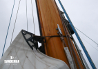 Mainmast from starboard
