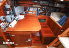 Chart table to starboard