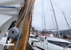 Mast details