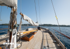 Forward deck; mainmast tabernacle