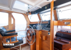 Wheelhouse view forward to port