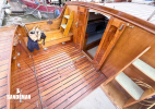 Aft cockpit