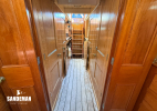 Aft corridor view aft