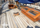 Mid deck view forward