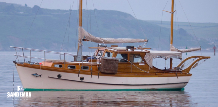 yacht