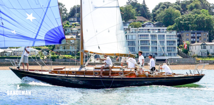 yacht