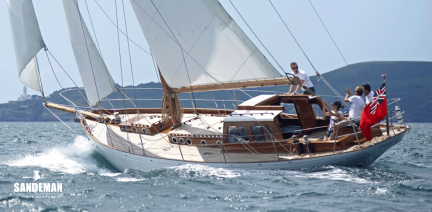 yacht