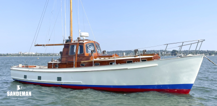 yacht